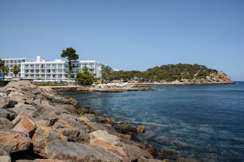 Catalonia Ses Estaques - Adults Only, Santa Eularia