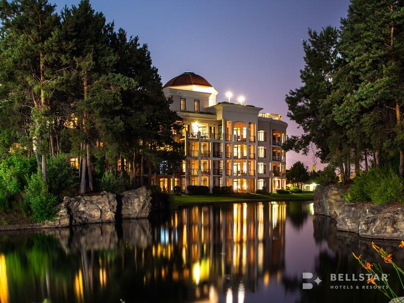 The Royal Kelowna - Bellstar Hotels & Resorts, Okanagan Valley