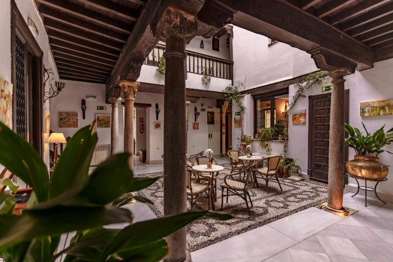 Casa del Capitel Nazarí, Granada