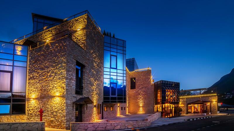 Porta Caucasia Kazbegi, Stepantsminda