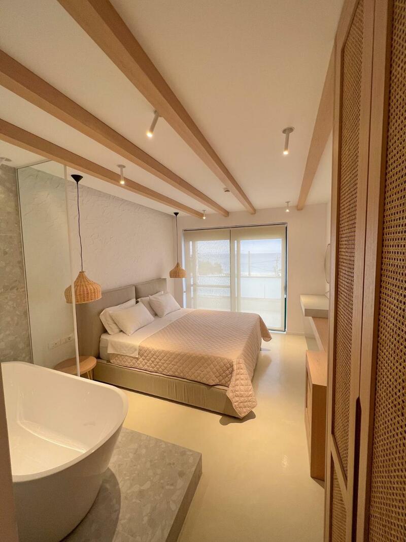 Dimitri Hotel, Himare