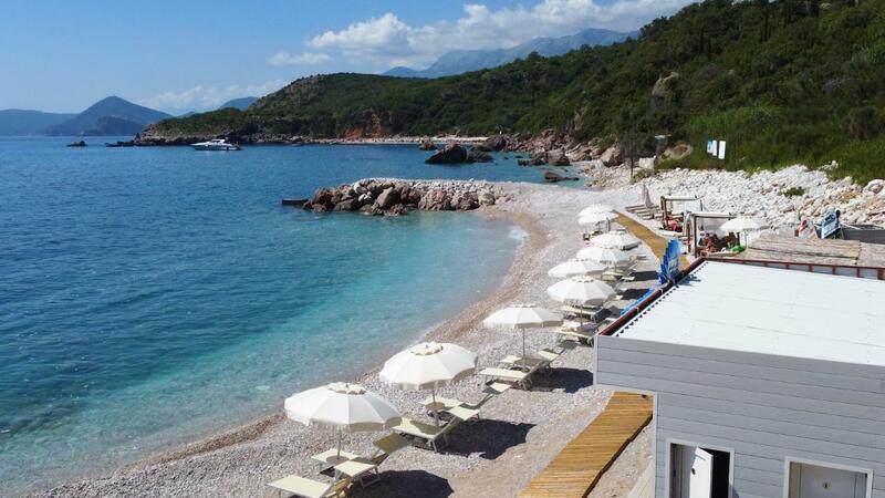 ĀNANTI Resort, Residences & Beach Club - The Leading Hotels of the World, Montenegro