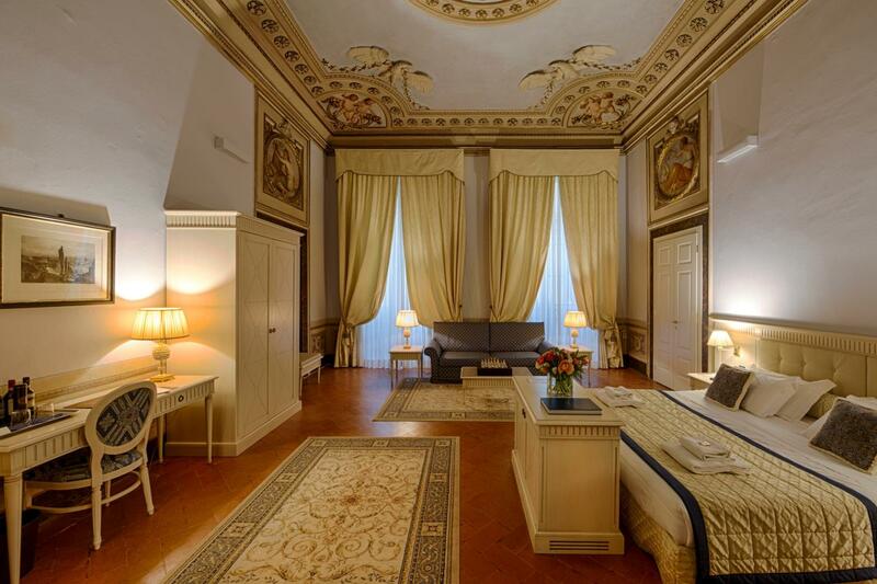 Palazzo Guicciardini, Florence