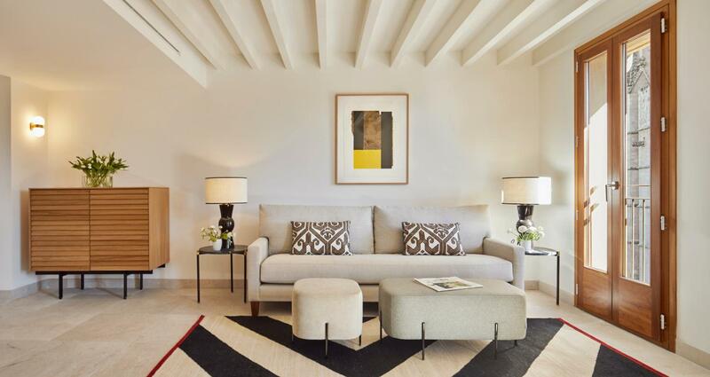 Vila Damunt, Palma