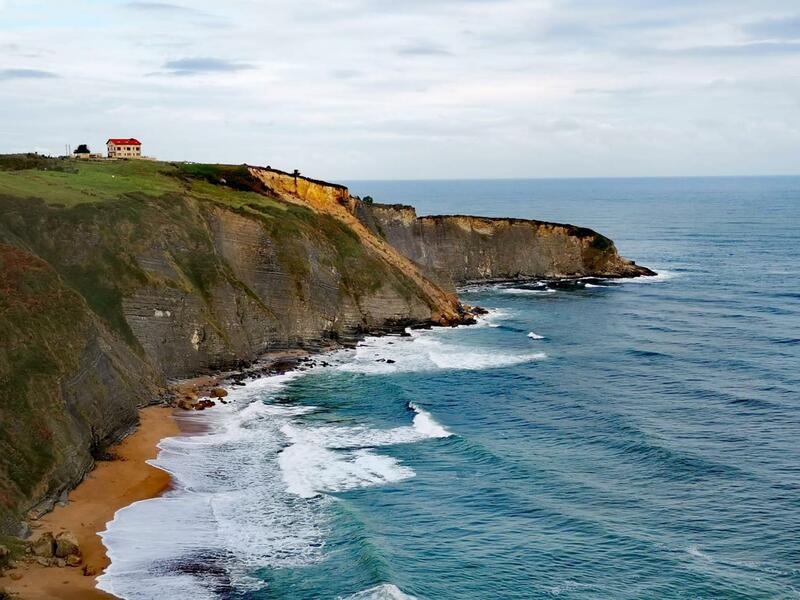 La Colina, Asturias