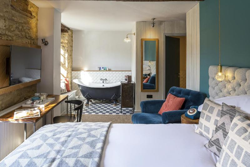 20 Best Hotels in Cotswolds (Luxury, 5-Star, Boutique)