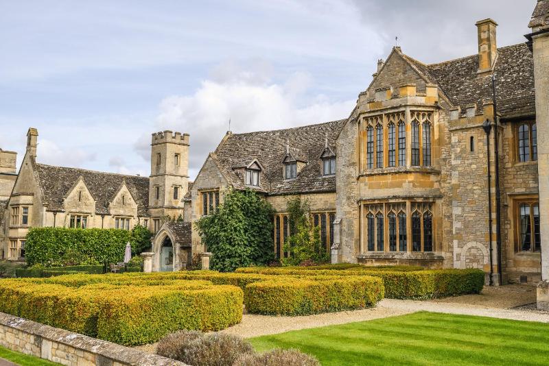 20 Best Hotels in Cotswolds (Luxury, 5-Star, Boutique)