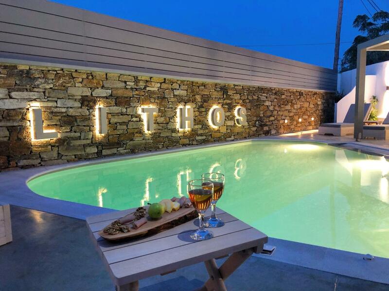 Lithos Luxury Suites, Tinos