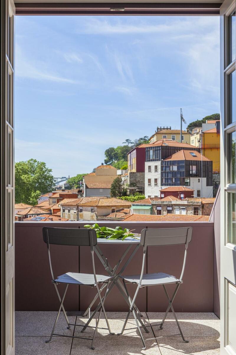 Timbre Virtudes, Porto