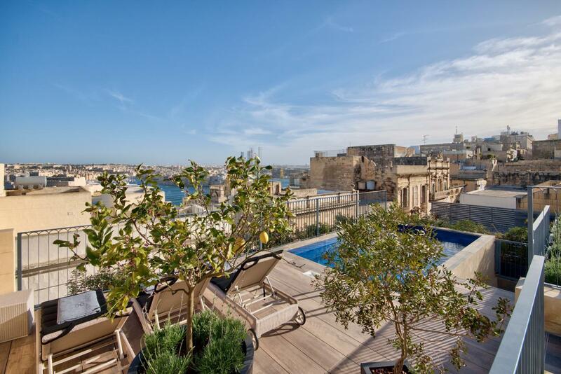 66 Saint Paul's & Spa, Malta