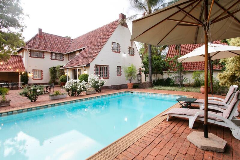 Brooklyn Manor, Pretoria