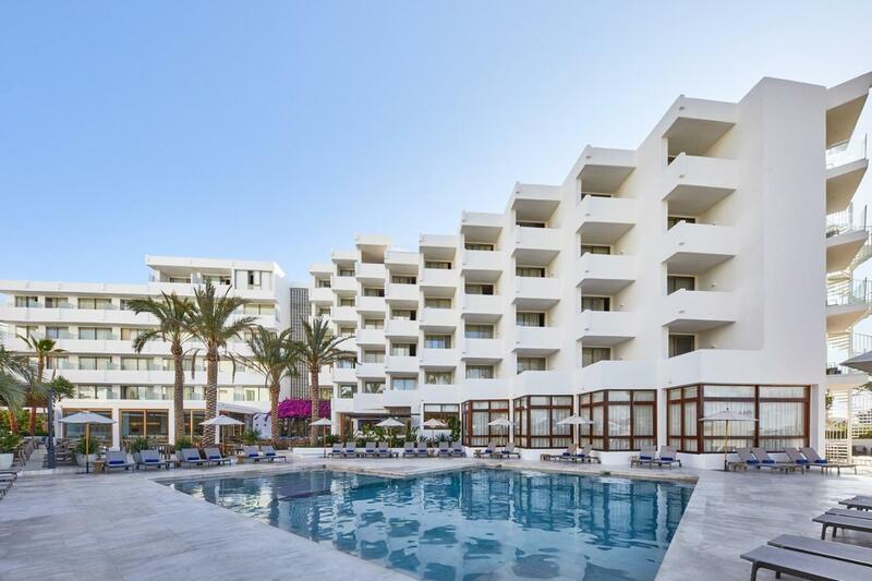 Hotel Tres Torres, Santa Eularia