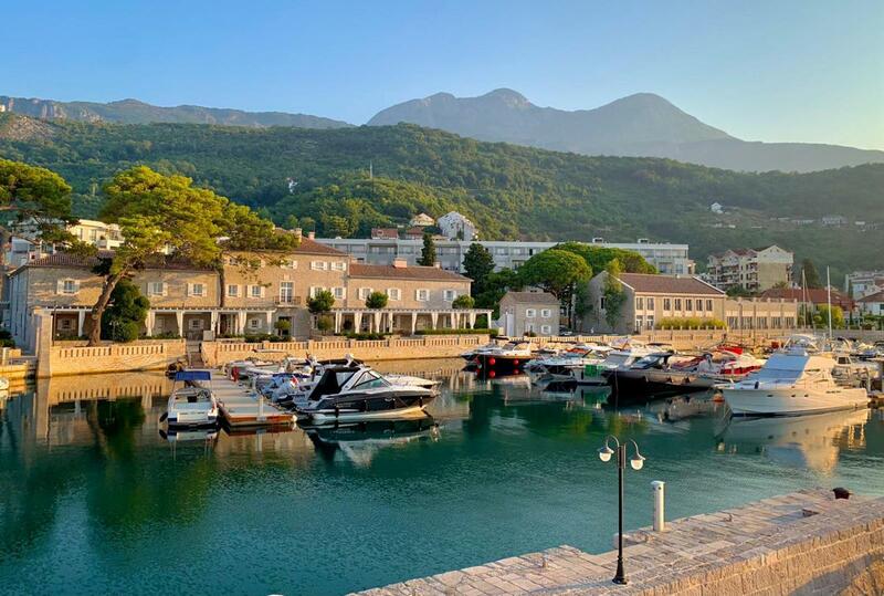 Lazure Hotel & Marina, Montenegro