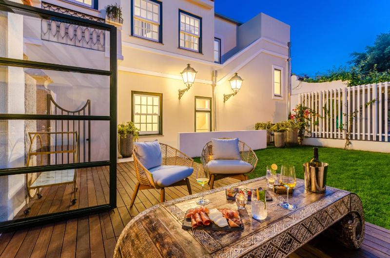 BCascais Boutique House by APT IIN Cascais Center, Cascais