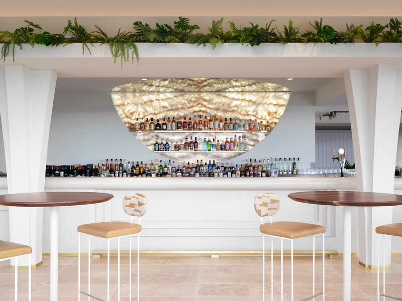 Burbury Hotel & Apartments, Canberra