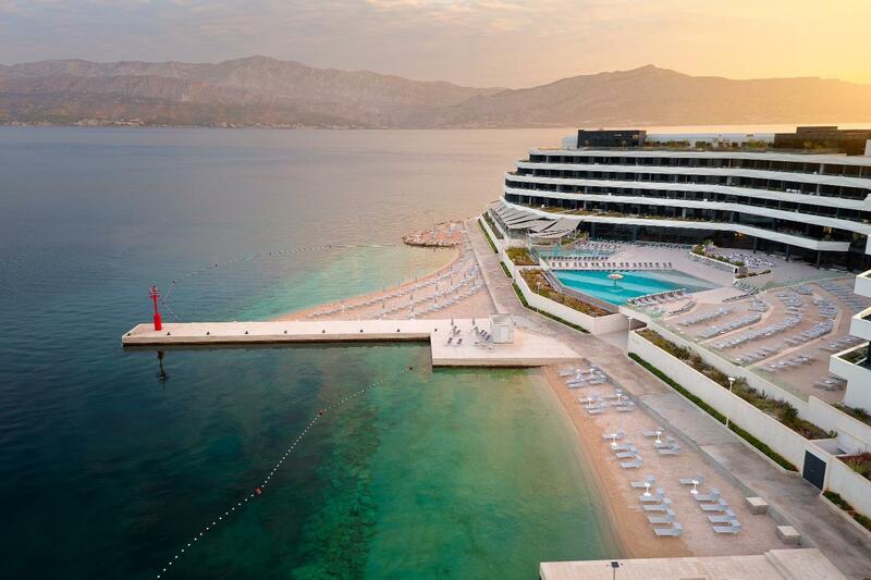 Grand Hotel View, Brac