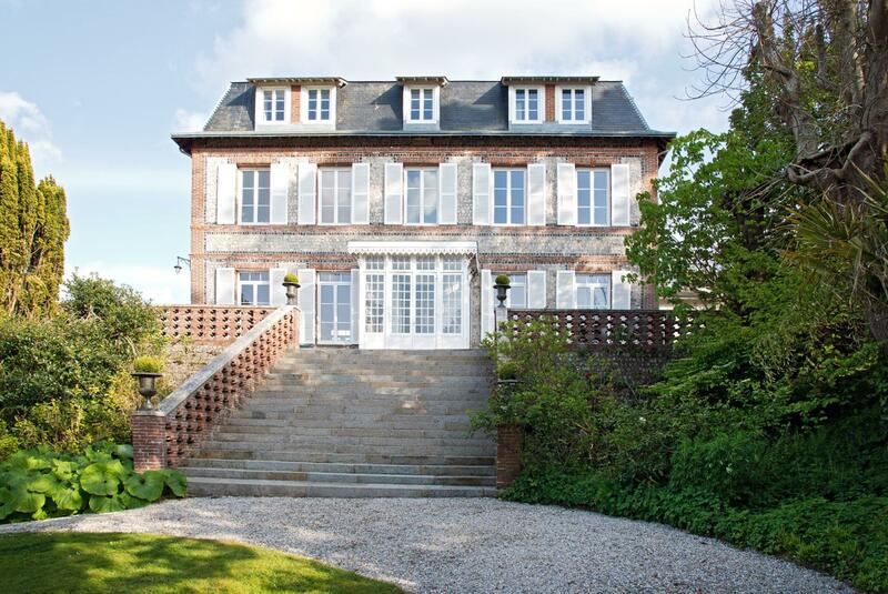 Castel De La Terrasse, Seine-Maritime