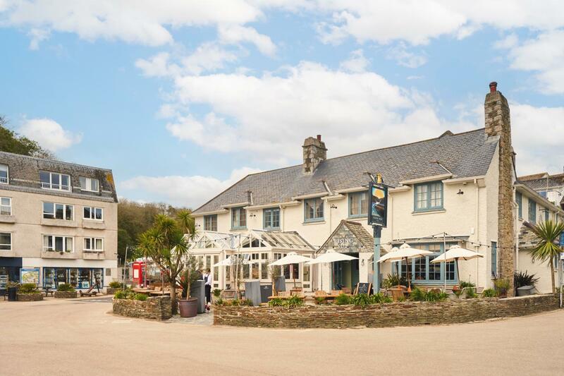 The Rising Sun, Saint Mawes