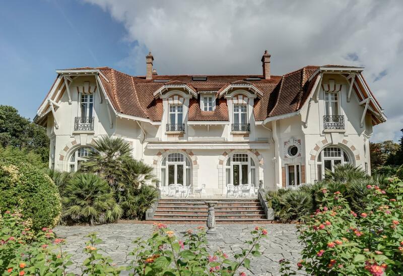 Château du Clair de Lune - Boutique Luxury Hotel, Biarritz