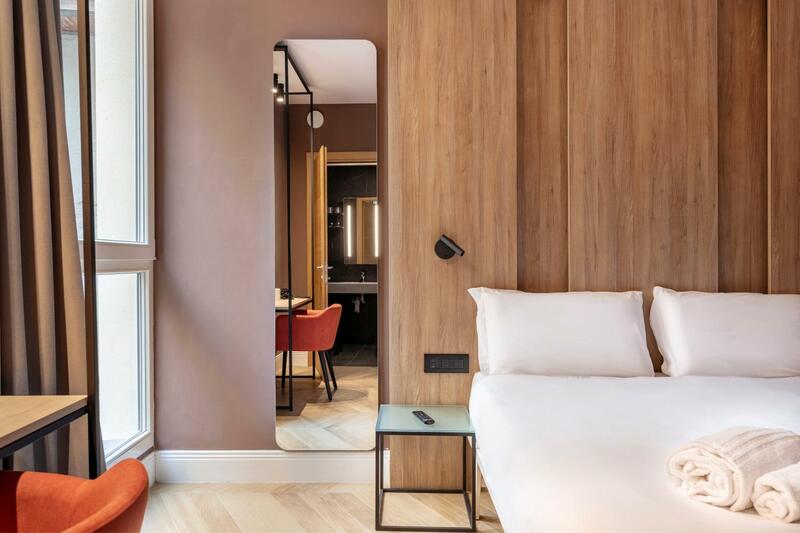 B&B Hotel Genova City Center, Genoa