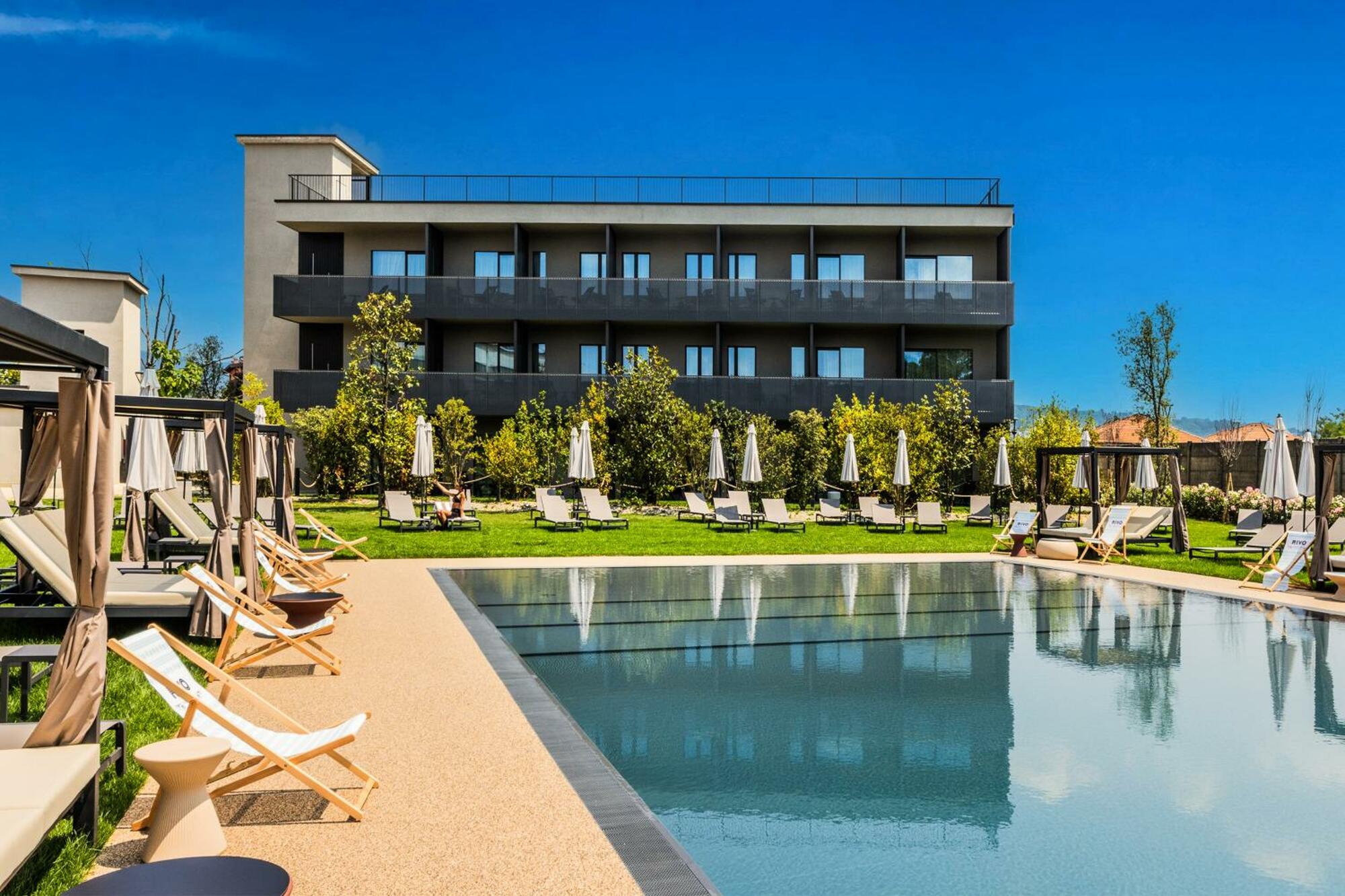 Como Hills, Como Town