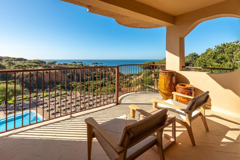 3HB Falesia Beach, Albufeira