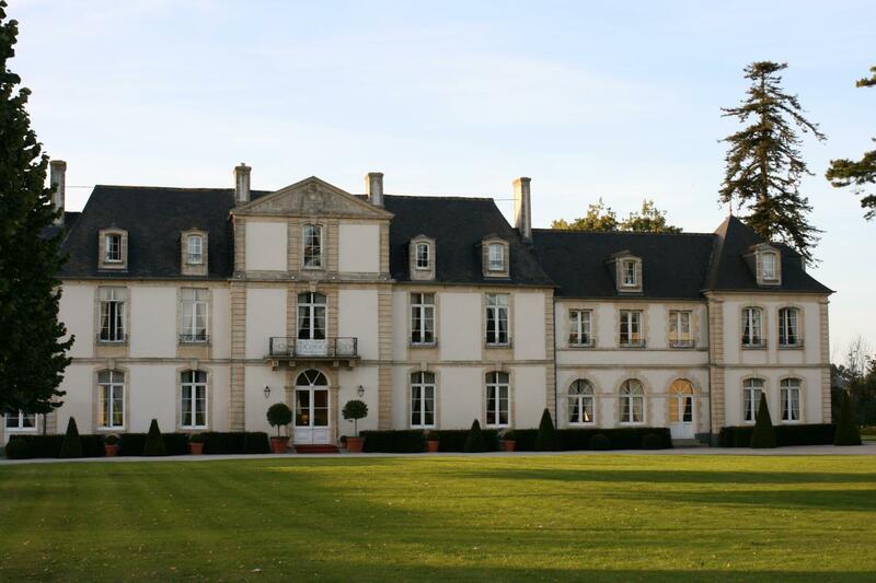 Grand Hôtel "Château de Sully" - Piscine & Spa -Teritoria, Bayeux