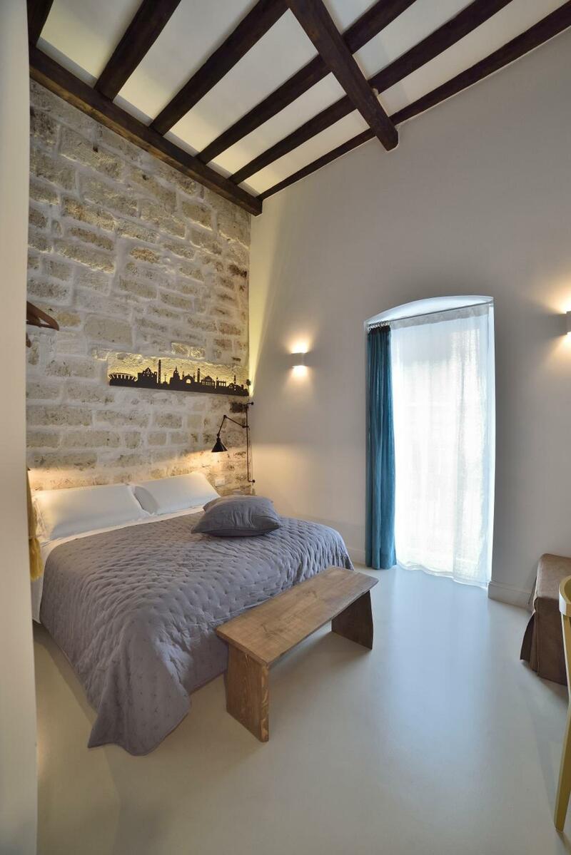 B&B Murex, Bari