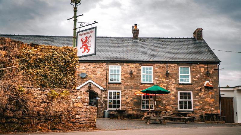 The Red Lion Llangynidr, Crickhowell