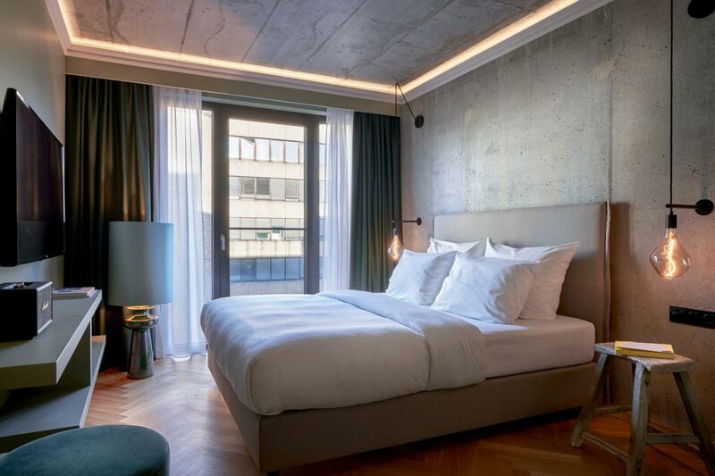 20 Best Hotels in Frankfurt (Luxury, 5-Star)