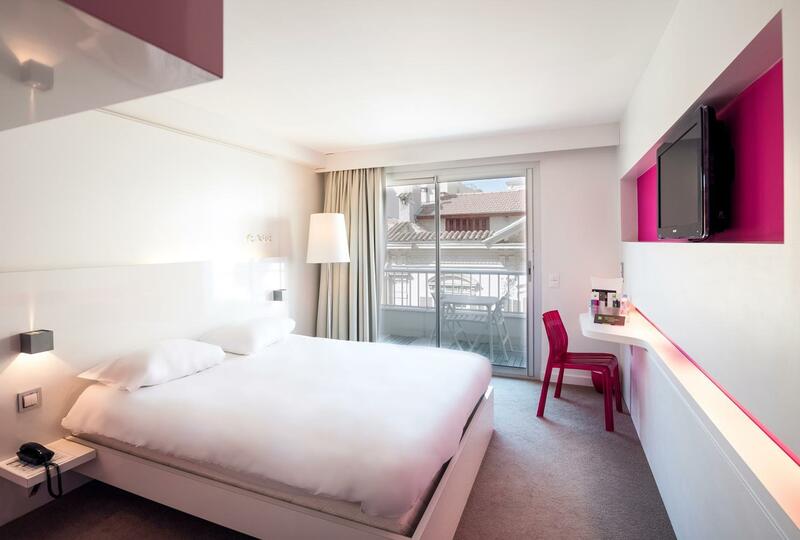 Ibis Styles Menton Centre, Menton