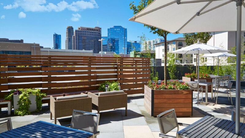 AC Hotel by Marriott Atlanta Buckhead at Phipps Plaza, Atlanta