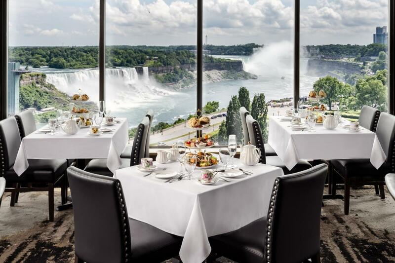The Brock Niagara Falls Fallsview, Tapestry by Hilton, Niagara Falls