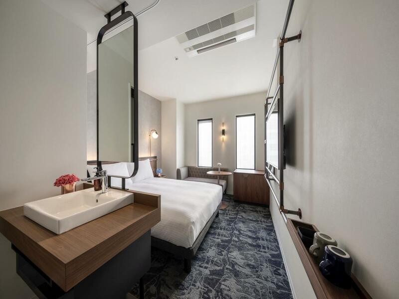 The Lively Osaka Honmachi, Osaka