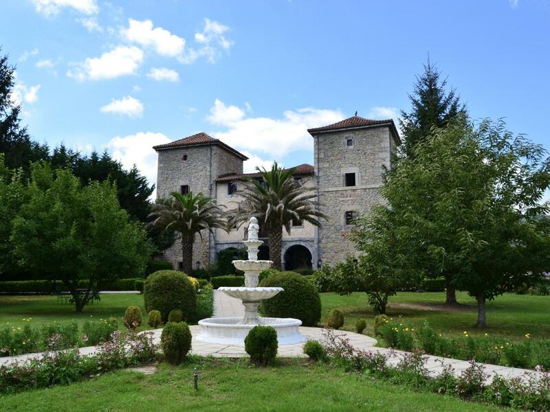 Akla Hotel Palacio Torre de Ruesga, Cantabria