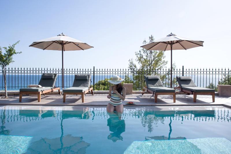 Avra Private Suites, Kefalonia