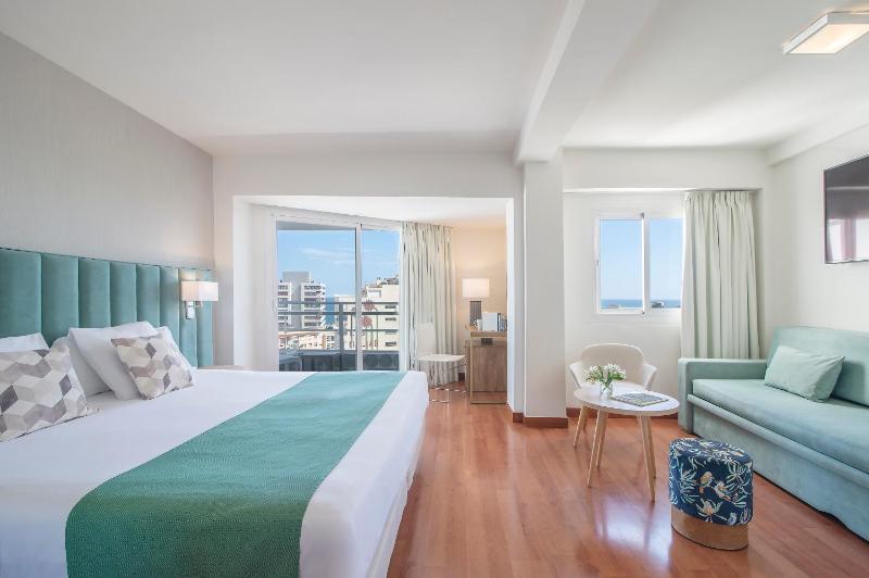 Hotel Costa Málaga - Adults Recommended - by Pierre & Vacances, Torremolinos