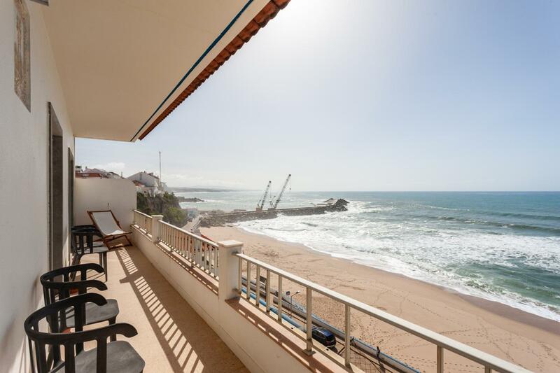 Blue Buddha Beach Rooms & Suites, Ericeira