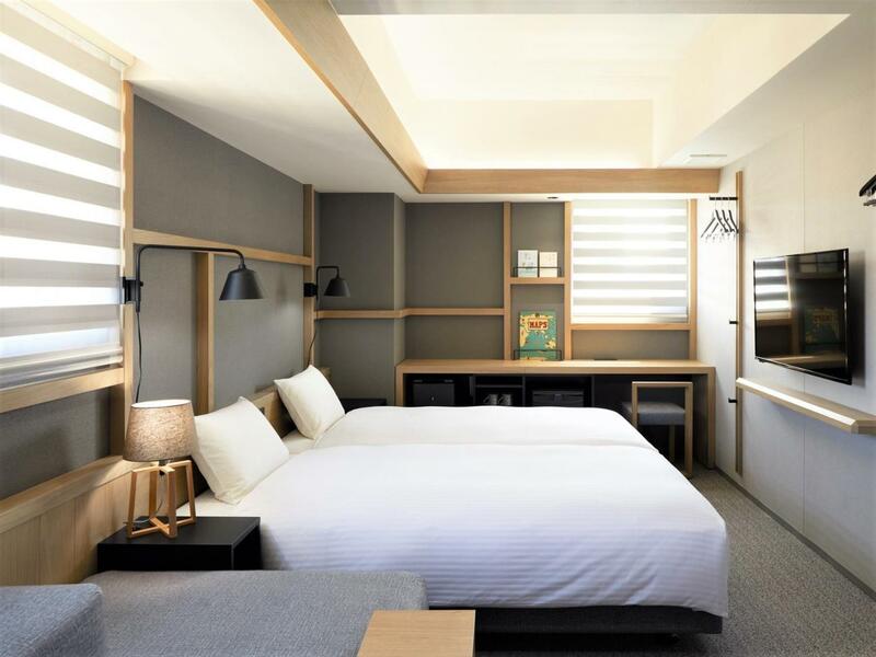 LAMP LIGHT BOOKS HOTEL sapporo, Sapporo