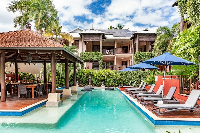 Hibiscus Resort & Spa - Official Onsite Reception & Check In, Port Douglas