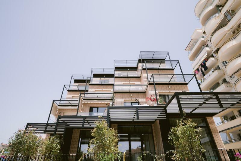 Noemie Hotel, Himare