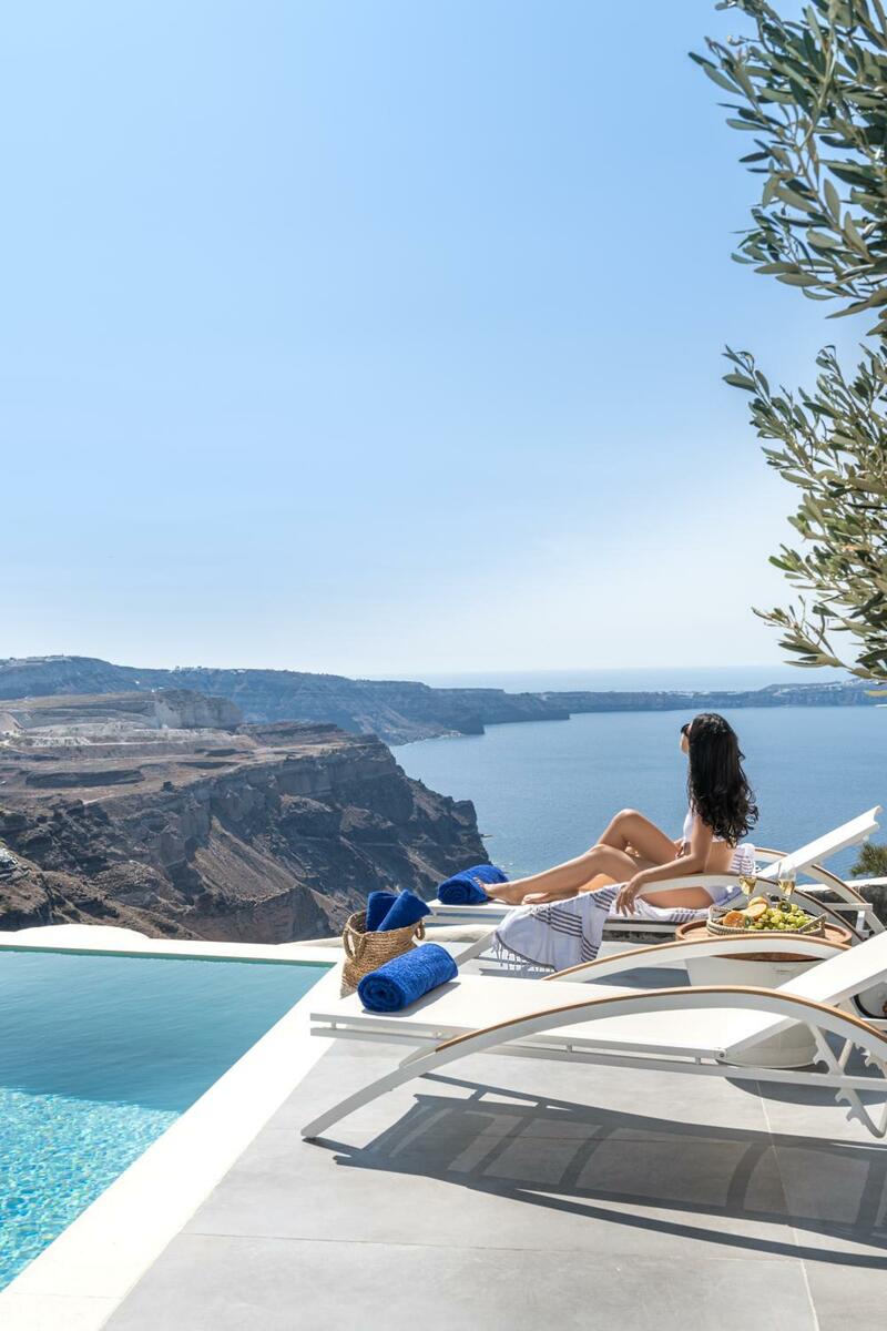 Mythical Blue Luxury Suites, Fira, Santorini