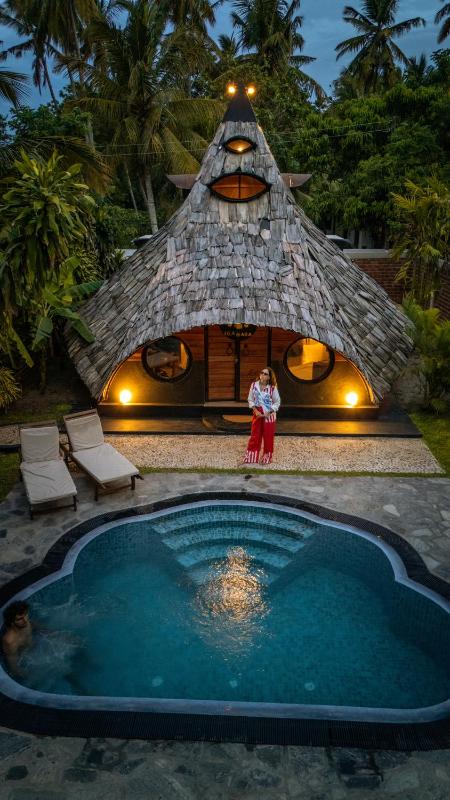 Igabara Hobbit House, Tangalle