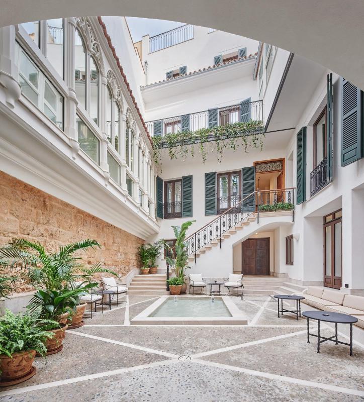 Portella Palma, Palma