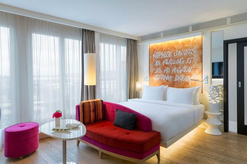 N’vY Manotel, Geneva