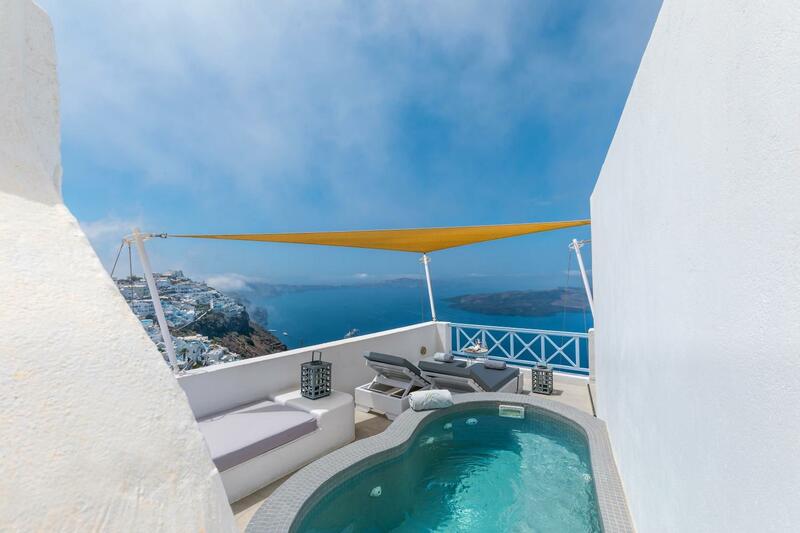Blue Dolphins Apartments, Fira, Santorini